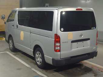 TOYOTA HIACE 2016 Image 4