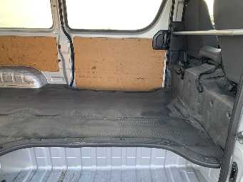 TOYOTA HIACE 2016 Image 10