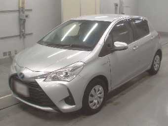 TOYOTA VITZ 2017 Image 1
