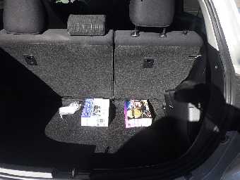 TOYOTA VITZ 2017 Image 17