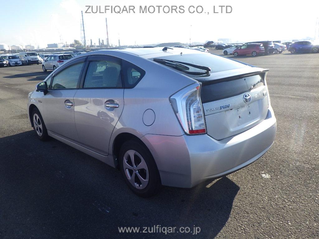 TOYOTA PRIUS PHV 2013 Image 11