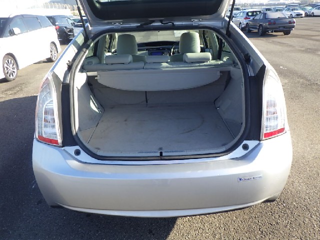 TOYOTA PRIUS PHV 2013 Image 21