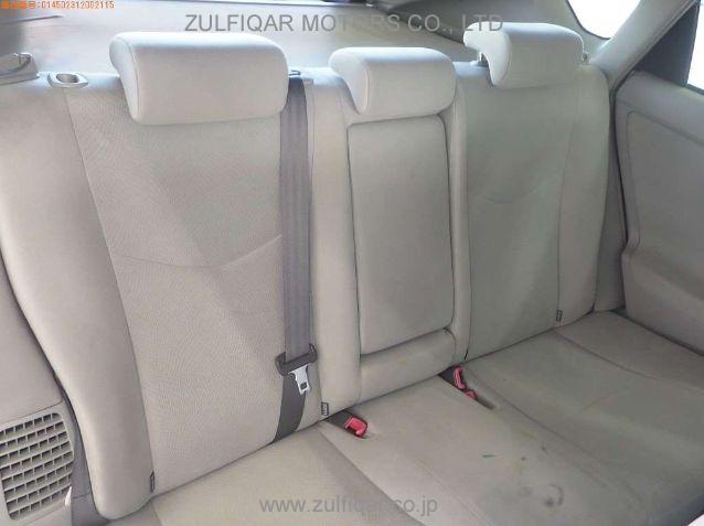 TOYOTA PRIUS PHV 2013 Image 7