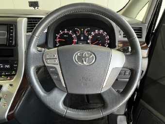 TOYOTA ALPHARD 2015 Image 11