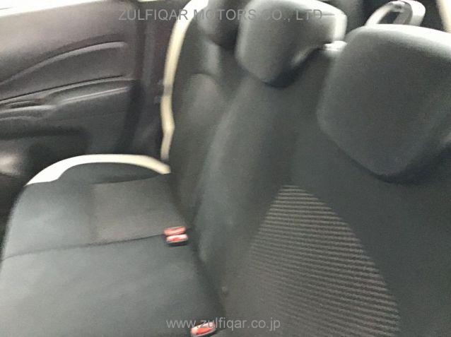 NISSAN NOTE 2019 Image 4