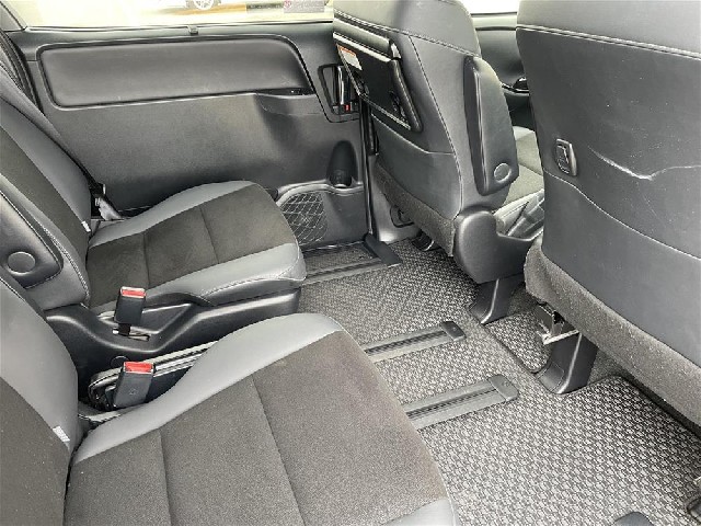 TOYOTA NOAH 2020 Image 27