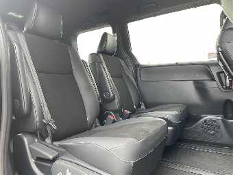 TOYOTA NOAH 2020 Image 22