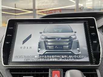 TOYOTA NOAH 2020 Image 4