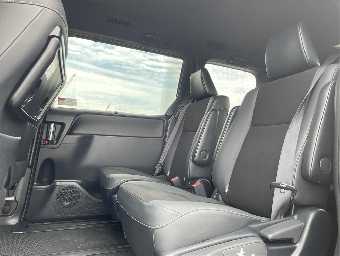 TOYOTA NOAH 2020 Image 28