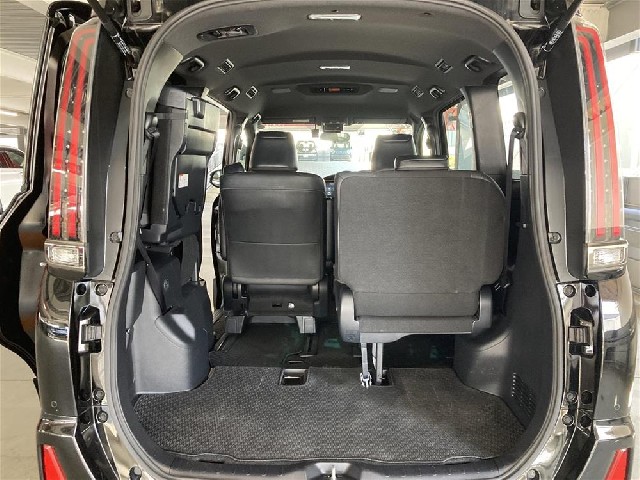 TOYOTA NOAH 2020 Image 48