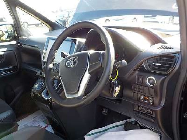 TOYOTA NOAH 2020 Image 49