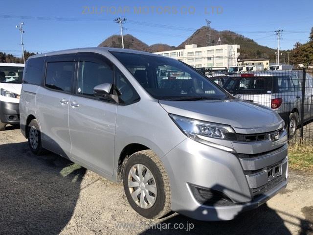 TOYOTA NOAH 2018 Image 1