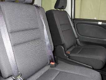 NISSAN SERENA 2018 Image 8