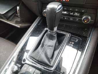 MAZDA CX-8 2018 Image 10