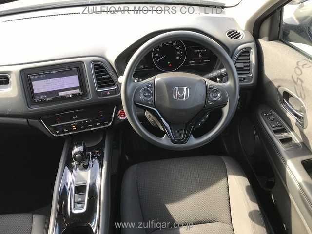 HONDA VEZEL 2018 Image 12