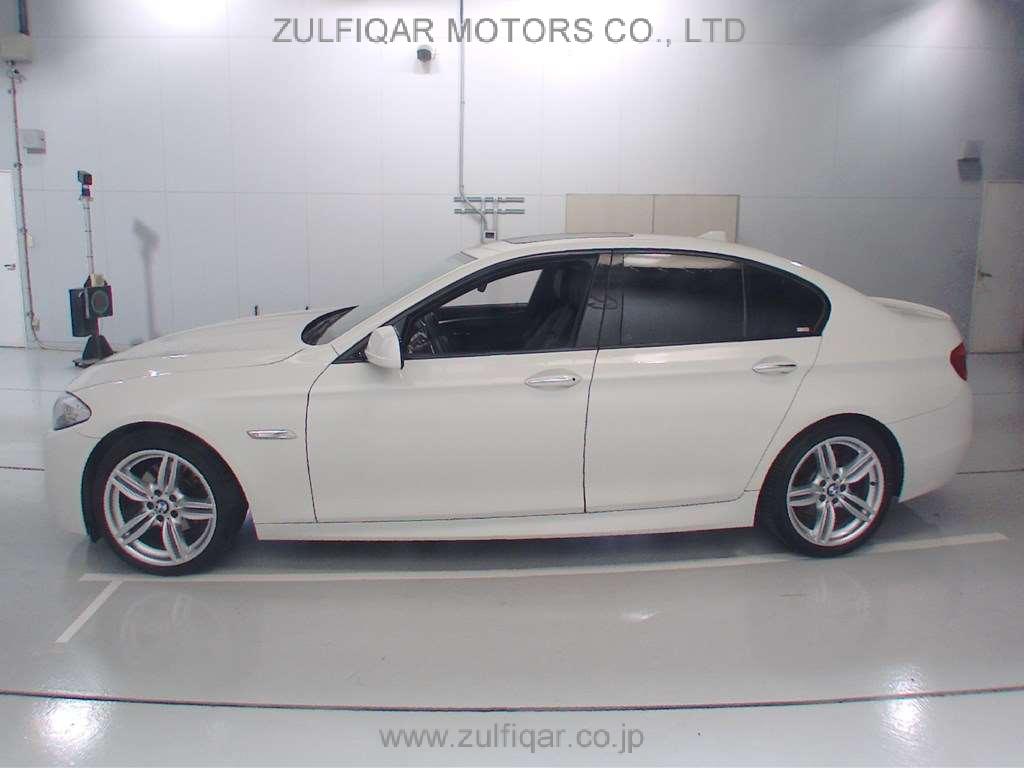 BMW 5 SERIES 2012 Image 4
