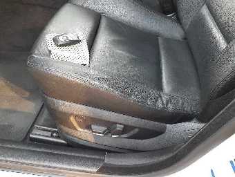 BMW 5 SERIES 2012 Image 8