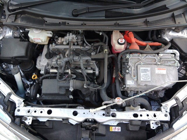 TOYOTA COROLLA AXIO 2018 Image 23