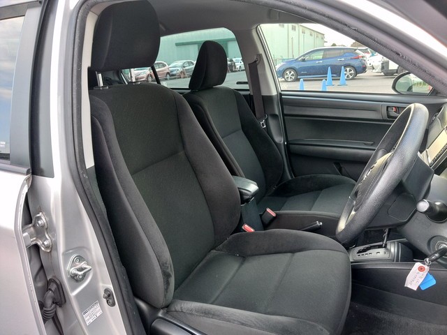 TOYOTA COROLLA AXIO 2018 Image 27