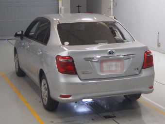 TOYOTA COROLLA AXIO 2018 Image 6