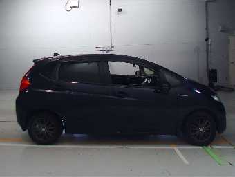 HONDA FIT HYBRID 2016 Image 3