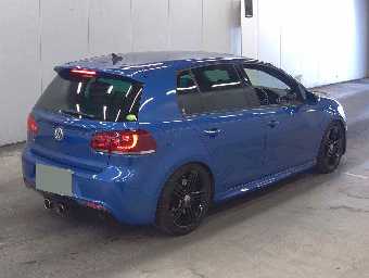 VOLKSWAGEN GOLF 2010 Image 5