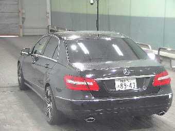 MERCEDES BENZ E CLASS 2009 Image 2