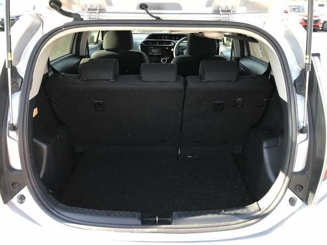 TOYOTA AQUA 2019 Image 19