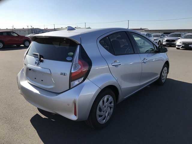 TOYOTA AQUA 2019 Image 22