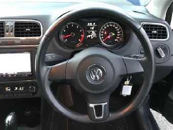 VOLKSWAGEN POLO 2013 Image 7