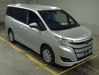 TOYOTA NOAH 2019 Image 3