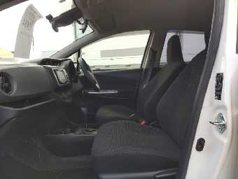 TOYOTA VITZ 2016 Image 15