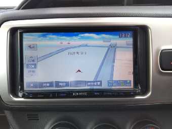 TOYOTA VITZ 2016 Image 10