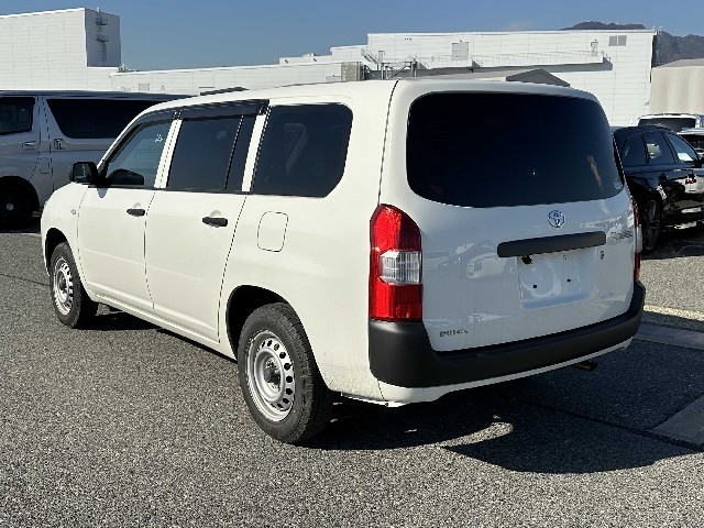 TOYOTA PROBOX 2018 Image 29