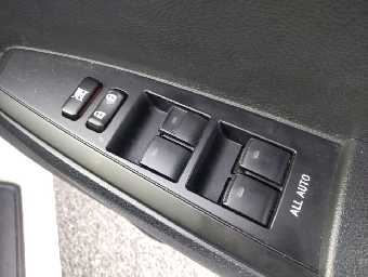 TOYOTA COROLLA AXIO 2018 Image 12