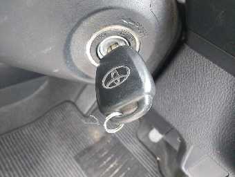 TOYOTA COROLLA AXIO 2018 Image 13