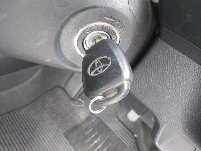 TOYOTA COROLLA AXIO 2018 Image 20