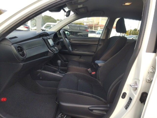 TOYOTA COROLLA AXIO 2018 Image 21