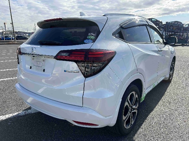 HONDA VEZEL 2018 Image 20