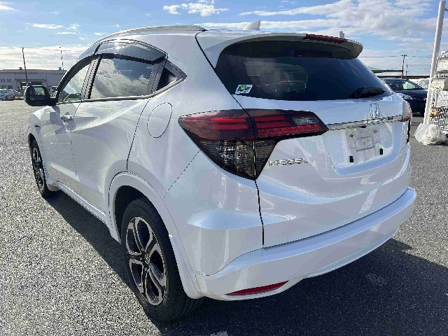 HONDA VEZEL 2018 Image 22
