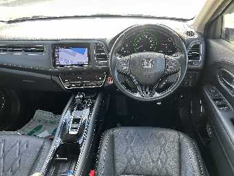 HONDA VEZEL 2018 Image 8