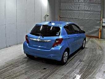 TOYOTA VITZ 2016 Image 5