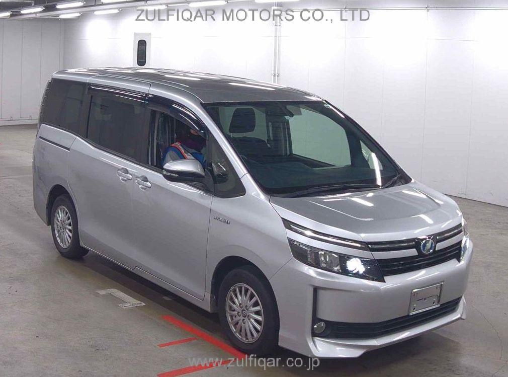 TOYOTA VOXY 2015 Image 1