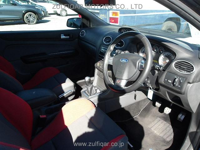 FORD FOCUS 2006 Image 10