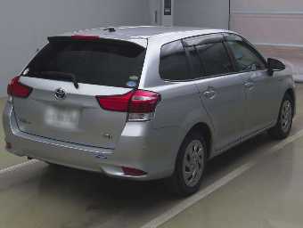 TOYOTA COROLLA FIELDER 2018 Image 2