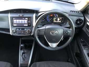 TOYOTA COROLLA FIELDER 2018 Image 6