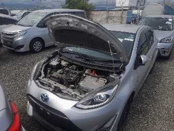 TOYOTA AQUA 2018 Image 9