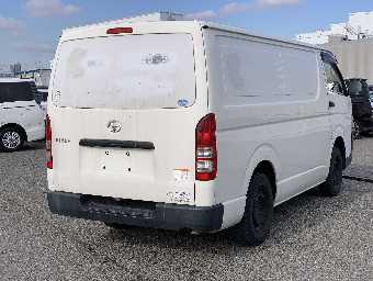 TOYOTA HIACE 2015 Image 26