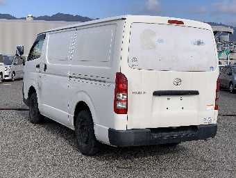 TOYOTA HIACE 2015 Image 27