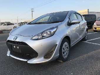 TOYOTA AQUA 2020 Image 2